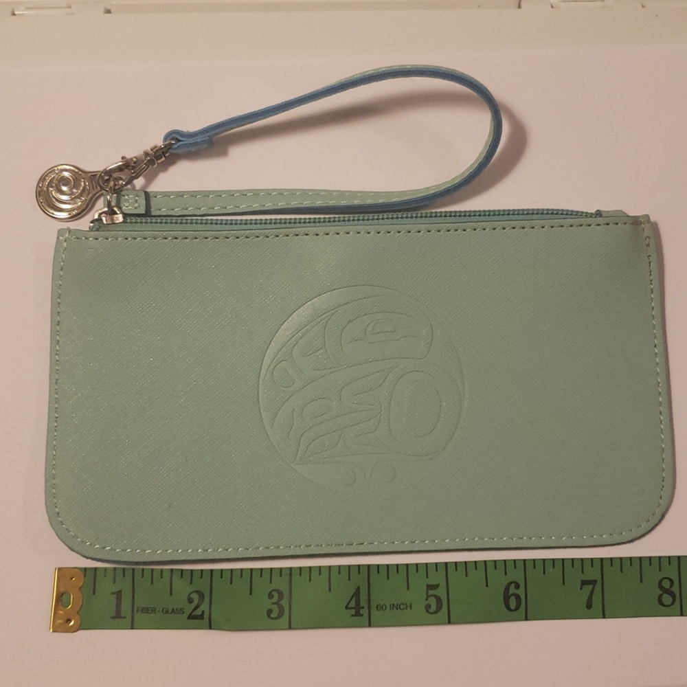 Wristlet from NativeNorthwest.com
